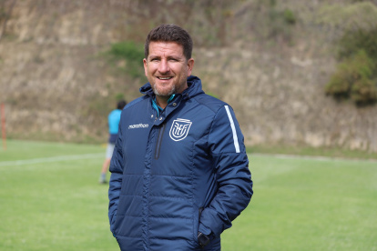 Patricio Urrutia fue jugador de Liga de Quito y Barcelona. Con los albos levantó la Copa Libertadores en 2008