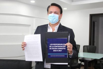 El legislador electo anunció el pedido en su cuenta de Twitter.