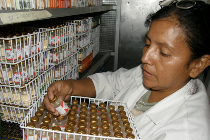 El Instituto Nacional de Higiene tenía a su cargo la producción de vacunas para distintas enfermedades.
