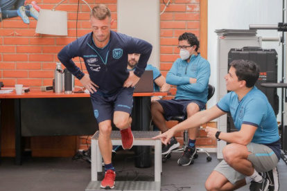 El volante Damián Díaz fue uno de los primeros jugadores en presentarse a la concentración en Quito.