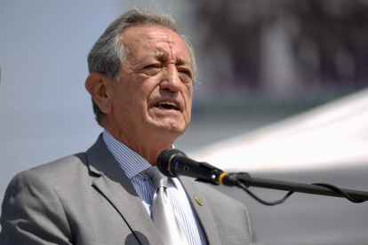 El Gobierno ecuatoriano reconoció el viernes que una decena de funcionarios del entorno más próximo al presidente Moreno fueron vacunados contra la covid-19.