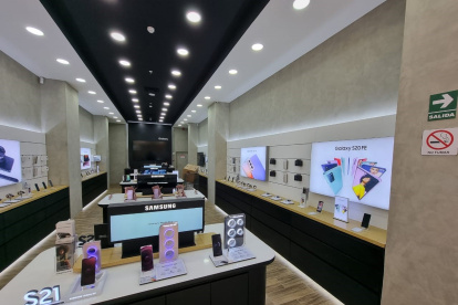 Foto de la recién inaugurada tienda en el centro comercial El Dorado.