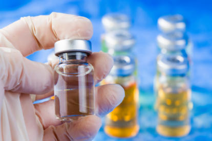 Bruselas lleva días criticando que no están llegando a la UE vacunas desde las dos fábricas que AstraZeneca tiene en el Reino Unido.