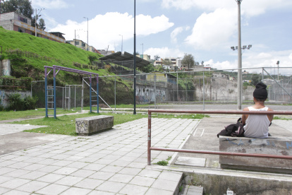 Residentes y usuarios de los parques de la ciudad, sobre todo de los metropolitanos del sur y Güanguiltagua, se quejan de los horarios reducidos y del cierre de los ingresos.