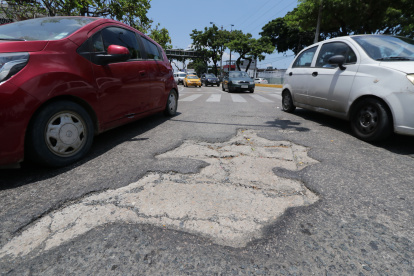 Baches en Guayaquil

Agencia (ag-extra)