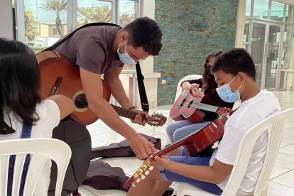 Las clases de música ya han empezado a dictarse en la etapa Turquesa de la Joya.