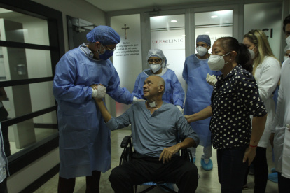 Galo Lara salió de la UEES Clinic, ubicada en La Puntilla, el lunes pasado.