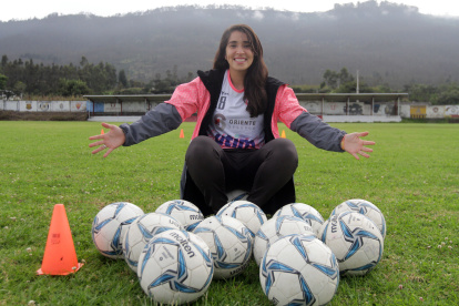Ámbar es agradecida con el fútbol que le ha brindado alegrías y oportunidades.