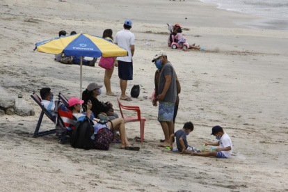 Een ningún sitio podrán atender los centros de diversión nocturna; esa fue la disposición, al mediodía de este martes 30 de marzo, del Comité de Operaciones Emergentes.