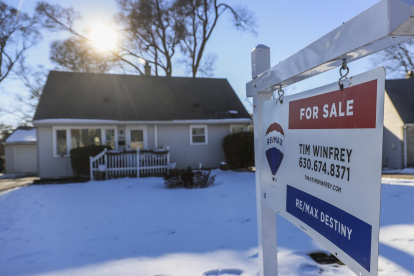 Los precios medios de la vivienda ajustados a la inflación se encuentran a niveles que no se veían desde los momentos previos al estallido de la burbuja por la crisis de las hipotecas basura de 2008.