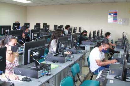 Hace dos semanas, los estudiantes rindieron el examen de ingreso a la universidad.
