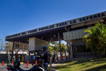 Fotografía del 18 de febrero del 2020 donde se observa la entrada al Ministerio de Defensa, en Caracas (Venezuela).