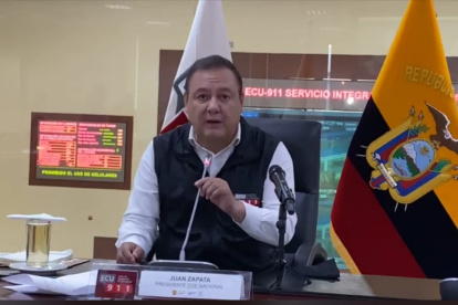 Medidas. El director del ECU911, Juan Zapata, aclaró las medidas de restricción vehicular en las ocho provincias