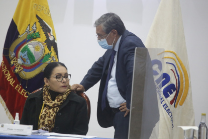 En el CNE se aprobó una contratación para un documental.