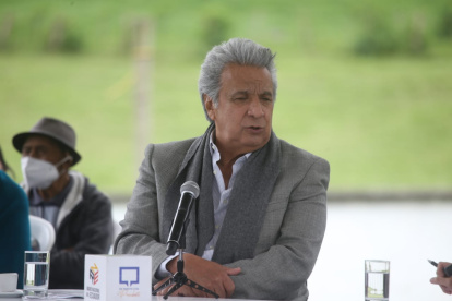 Presidente Lenín Moreno, en declaraciones, luego de supervisar proceso de vacunación.