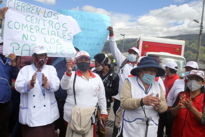 Los vendedores piden a las autoridades municipales idear mecanismos para que puedan laborar