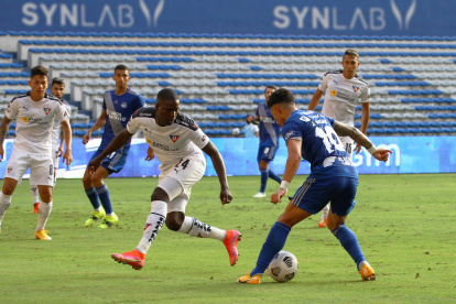 Las escuadras no cedieron en sus aspiraciones y mantuvieron el empate hasta el final.