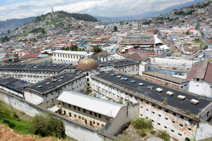 El expenal García Moreno, que se construyó en 1874, se encuentra ubicado en el barrio de San Roque, en el centro de la capital. Está abandonado.