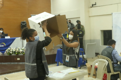 En la Junta Provincial se revisan los votos de personas privadas de la libertad.