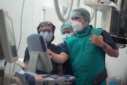 Guayaquil. Los doctores que colocaron el marcapaso sin cables.
