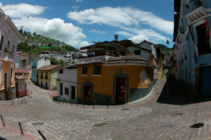 Desolación. Restaurantes, cafés y talleres de artesanos conformaban el barrio. Ahora están desocupados.