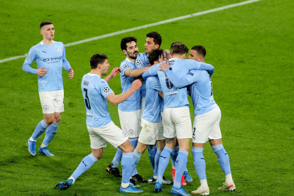 Manchester City festejó la clasificación a semifinales de la Liga de Campeones.