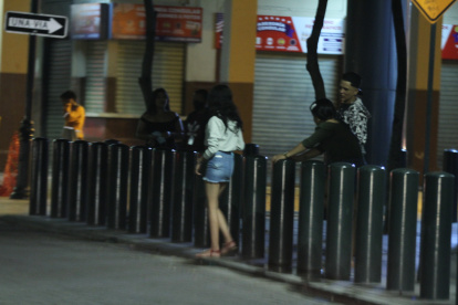 Situación. Los moradores dicen que debido a la prostitución, salir de noche es una situación de alto riesgo.