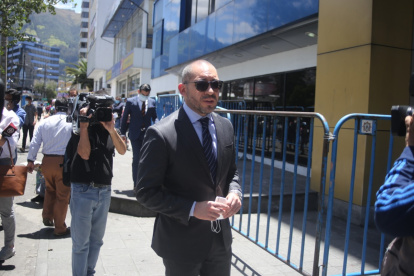 Defensa. Jorge Luis Ortega defiende al contralor Pablo Celi, investigado por posible delincuencia organizada.