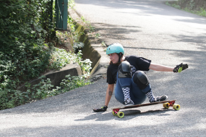 Andrea Gómez es embajadora de Longboard Girls Crew Mundial y encabeza el movimiento en Ecuador.