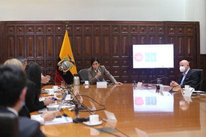 La reunión se produjo la tarde del 27 de abril de 2021. Se esperan nuevos encuentros entre las autoridades entrantes y salientes.