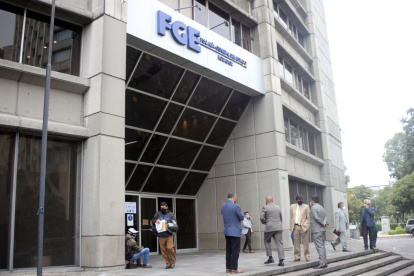 Diligencias. Este martes continuó en la Fiscalía la recepción de las versiones de los convocados en el caso.