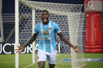 El delantero panameño le marcó goles a Liga de Quito y a Emelec.