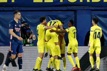 Villarreal ganó 2-1 al Arsenal en el duelo de ida por la semifinal de la Europa League.