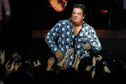 Ray Reyes en una de sus presentaciones con el tour Súbete a mi moto