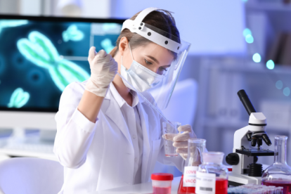 La vacuna ha mostrado ser eficaz hasta en un 79 % para prevenir casos severos de covid.