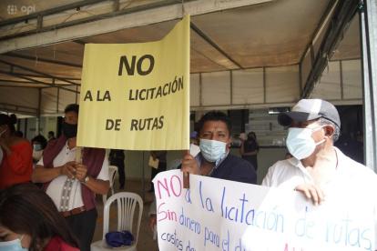 Piden frenar la licitación de rutas del Cabildo y congelar costo del diésel.