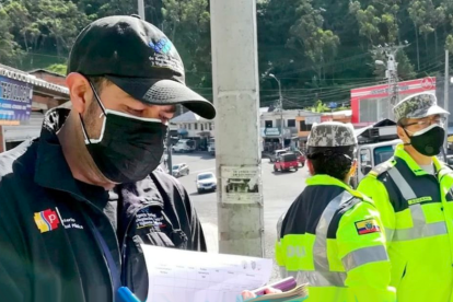 Los controles en las fronteras lo hacen distintas entidades en conjunto.