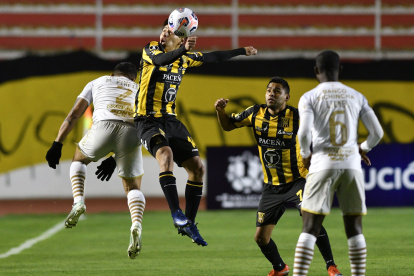 Los amarillos sufrieron su primer tropiezo en la Copa Libertadores en La Paz.