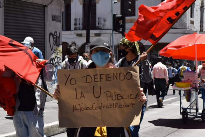 En 2020, el recorte en los presupuestos de las universidades públicas motivó protestas de estudiantes y maestros en diversas ciudades del país.