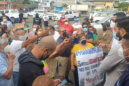 Vecinos de Panorama, en un plantón el pasado 12 de mayo.