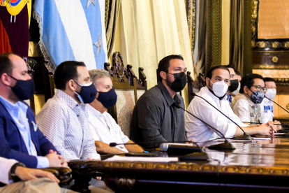 Guayaquil retoma restricciones y apunta a bajar la crisis sanitaria al nivel 1.