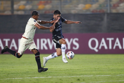 Independiente del Valle perdió ante Universitario y se despidió de la Copa Libertadores