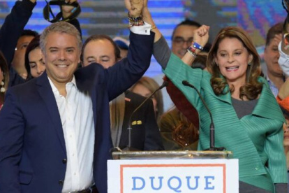 El presidente de Colombia, Iván Duque y su vicepresidente, y su ahora también canciller.