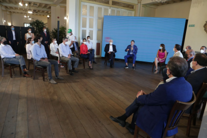 El presidente electo reunió ayer a la mayoría de su gabinete para explicar las normas de conducta que deberán seguir.