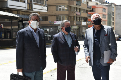 Los veedores reiteraron que no concuerdan con el modelo elegido.