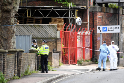 Policía cerca del British Black Lives Matter donde la activista Sasha Johnson fue disparada este 24 de mayo de 2021.