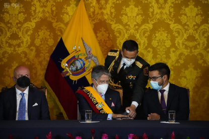 El primer decreto firmado fue la posesión de Fabián Pozo Neira como secretario jurídico de la Presidencia.