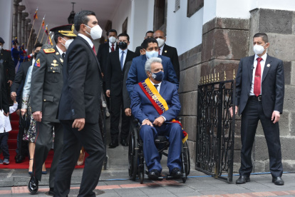 Salida. Lenín Moreno sale de Carondelet por última vez y se dirige a la investidura de Guillermo Lasso