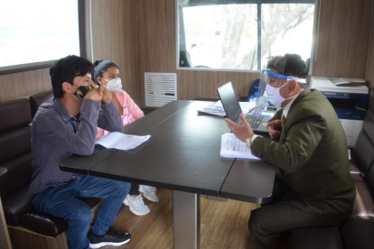 La Defensoría Pública brinda asesoría legal y patrocinio gratuito a las personas que por falta de recursos no pueden pagar un abogado.