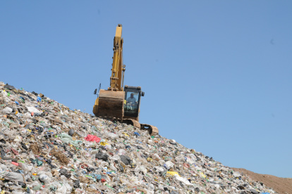 El Cubeto 10 empezó a construirse en 2020. El proceso debía terminarse en enero, pero las lluvias atrasaron la edificación. Se entregó en abril.